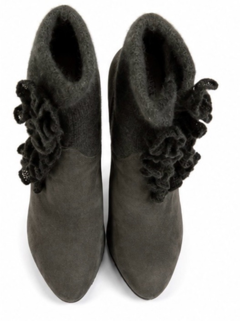 Elegant Grey Suede Stiletto Ankle Boots with Ruffle Detail Size 7.5 - Picture 4 of 7